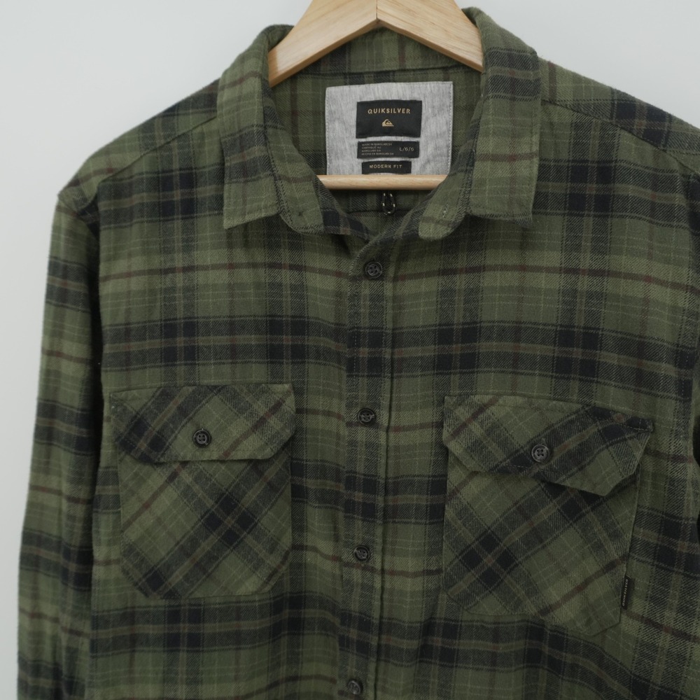 Quiksilver Flannel Shirt Mens Large Green Plaid Modern Fit Long Sleeve Cotton